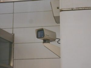 コインパーキングに監視カメラを設置する理由をメリットも含めて紹介